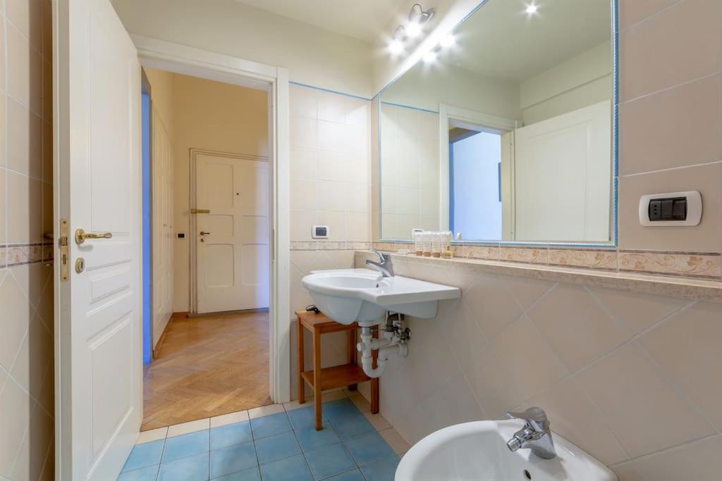 Apartamento A Flat In Via Della Vigna Nuova Florença